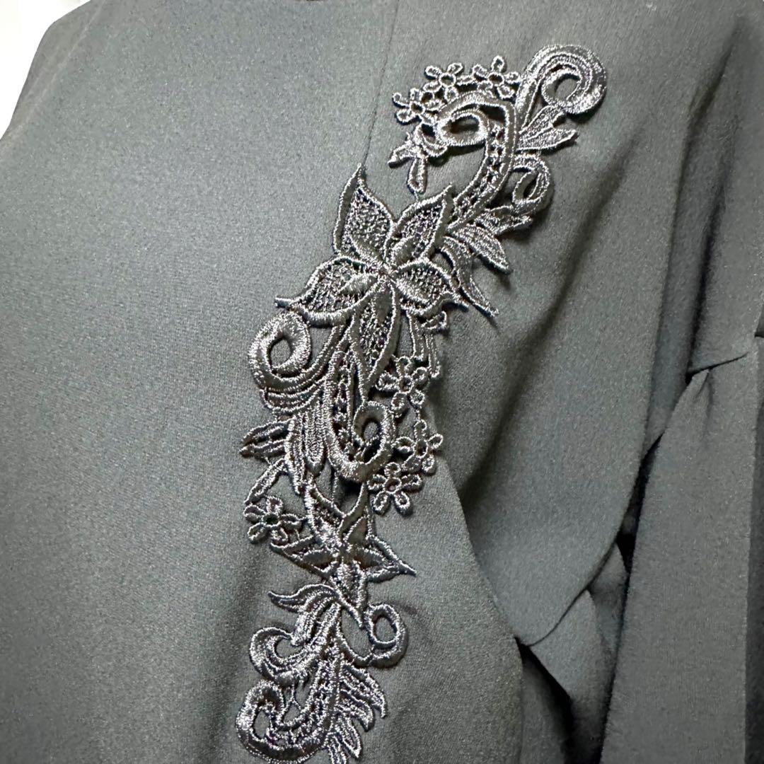 振袖　着物リメイク　ドレス　黒×シック辻が花　和柄　ワンピース　ハンドメイド