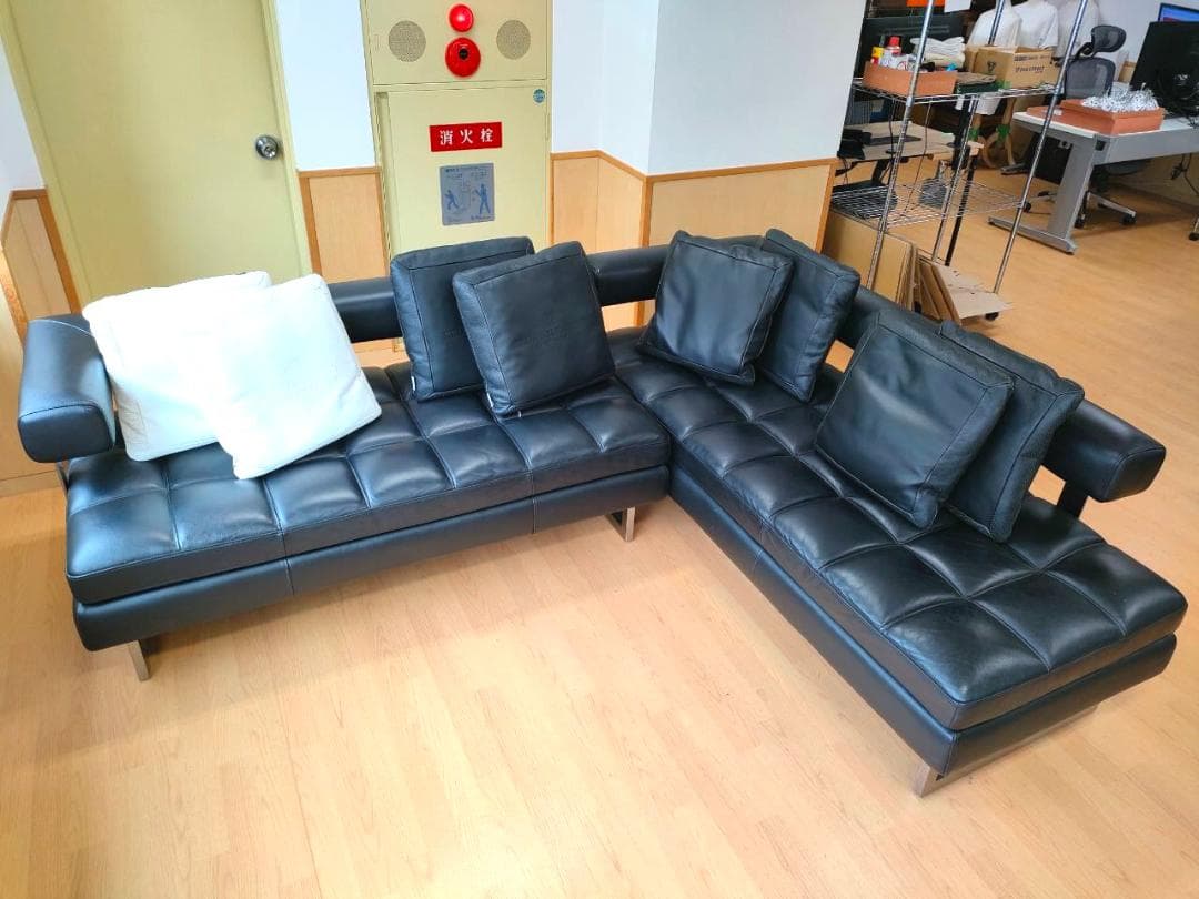 KELVIN GIORMANI クッション 8個セット