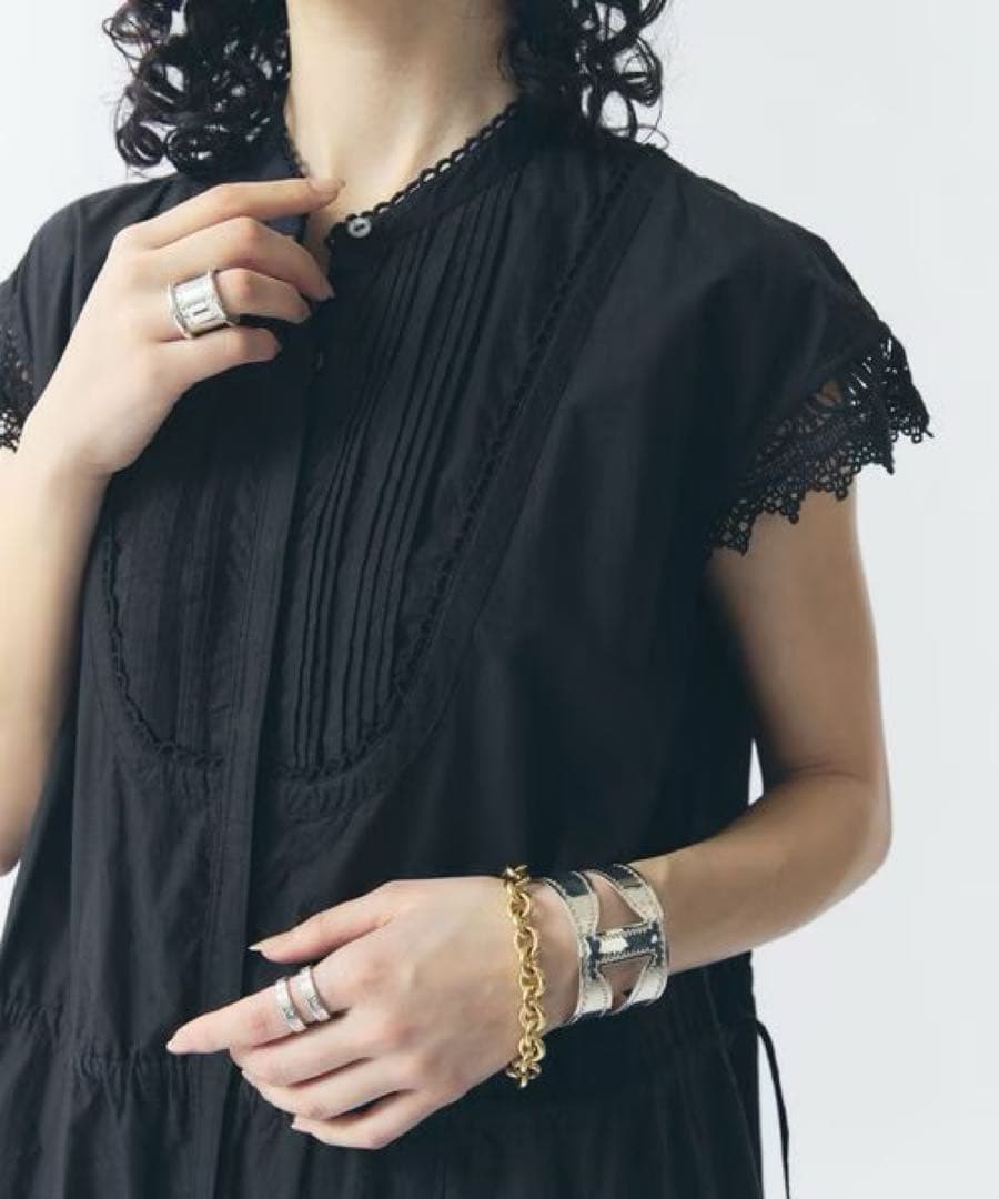 カレンソロジー2025ss新品⭐︎コットンレースオールインワン（ブラック）