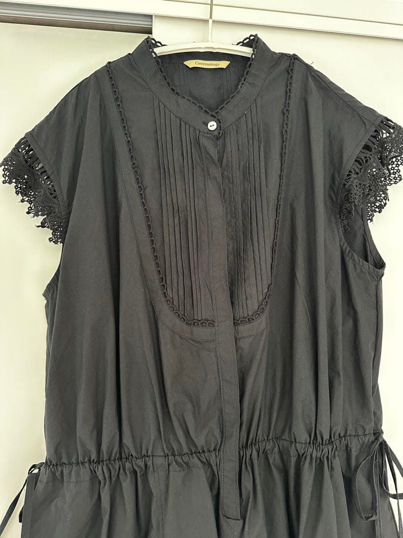 カレンソロジー2025ss新品⭐︎コットンレースオールインワン（ブラック）