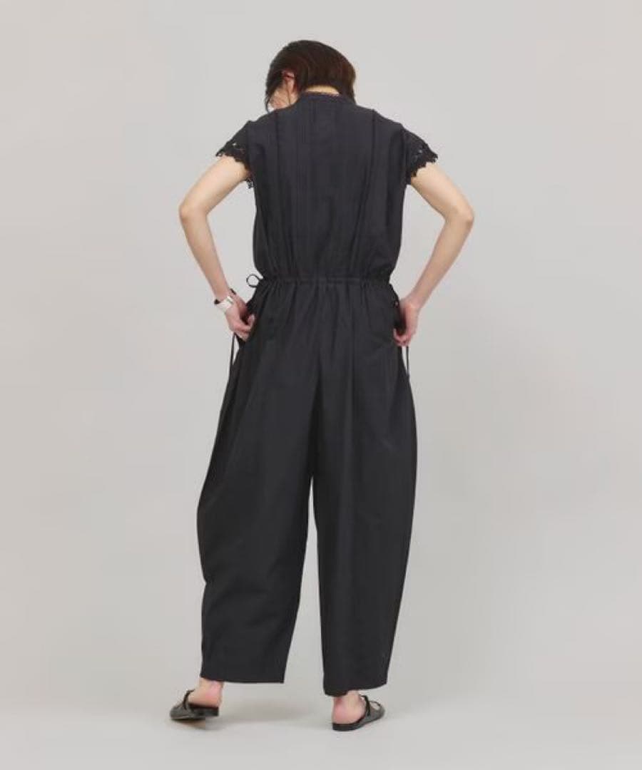 カレンソロジー2025ss新品⭐︎コットンレースオールインワン（ブラック）