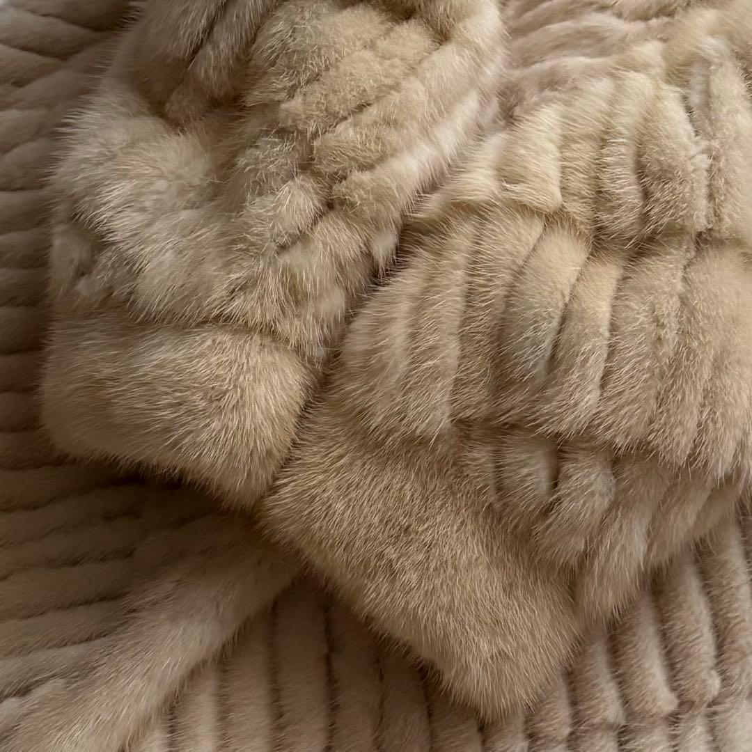 美品 本毛皮 ホワイトミンク ミンク ファーコート リアルファー