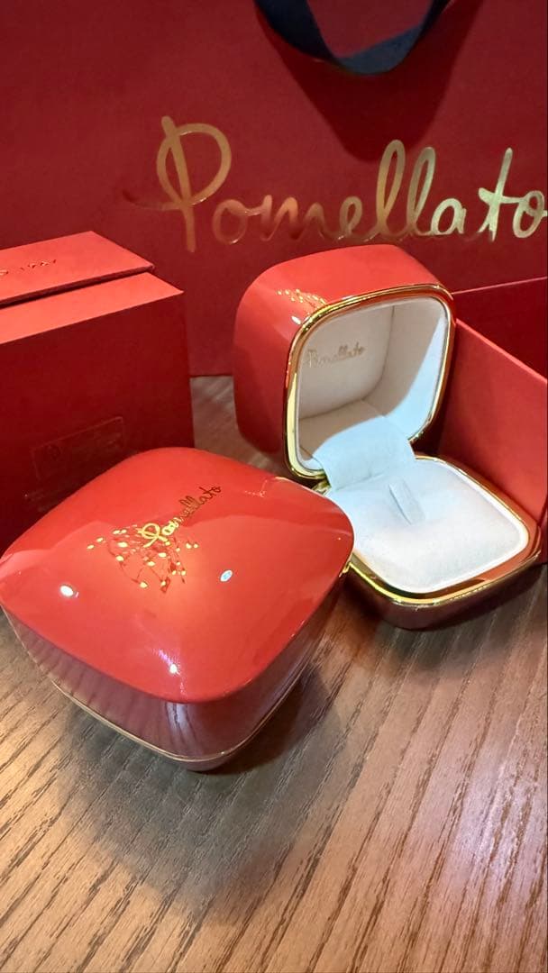 Pomellato ジュエリーボックスセット 赤