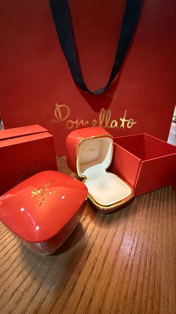 Pomellato ジュエリーボックスセット 赤