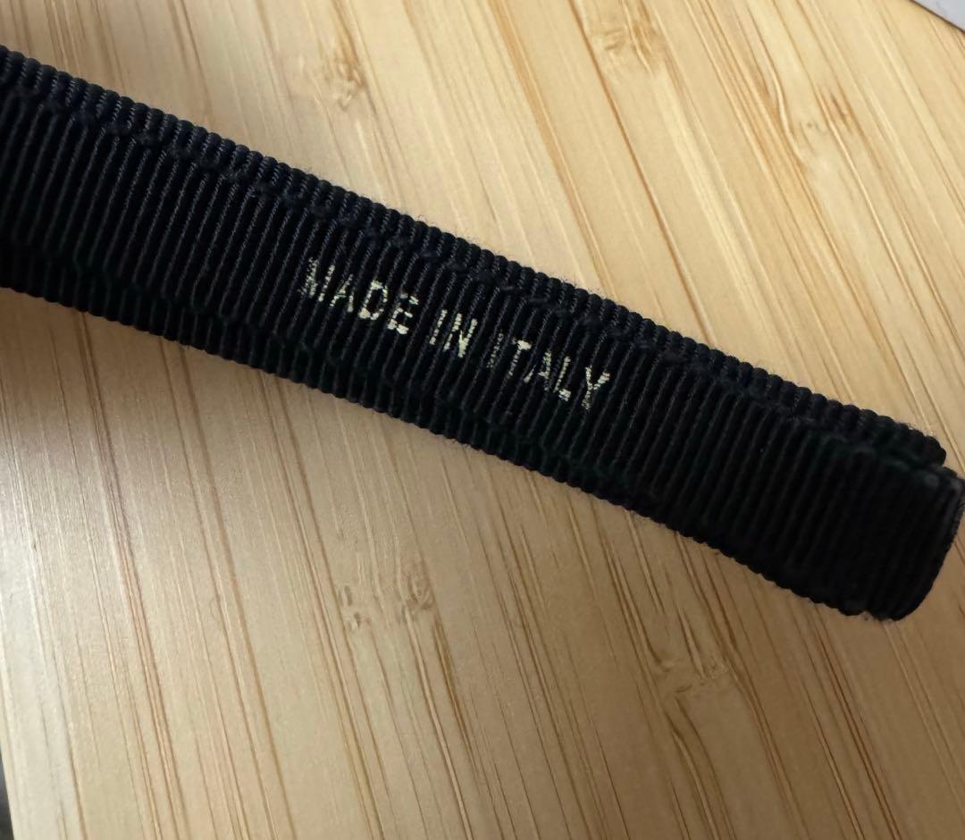 Ferragamo リボン付き黒カチューシャ