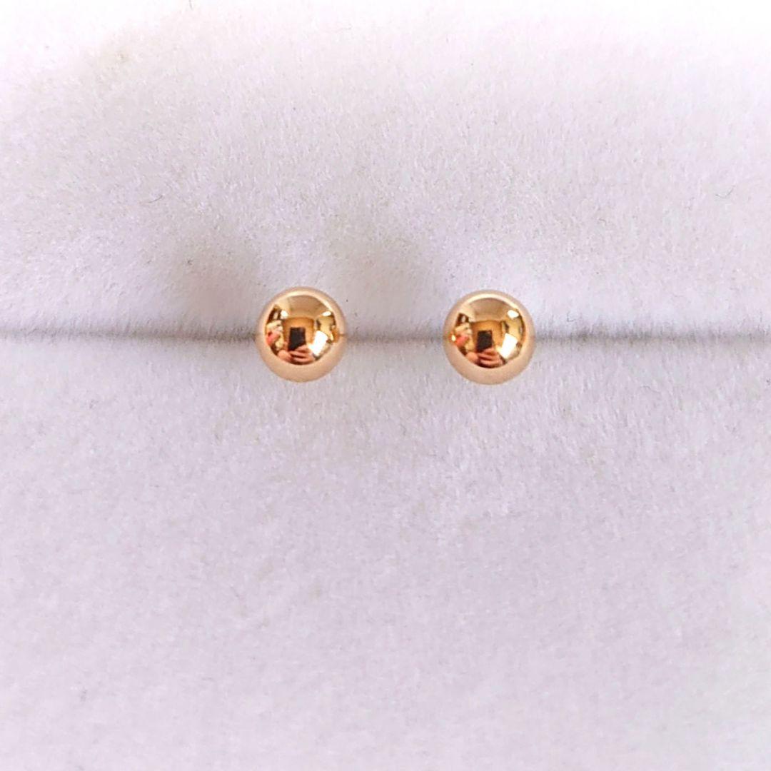 新品 未使用 K18YG 18金 ボールピアス 丸玉 シンプル
