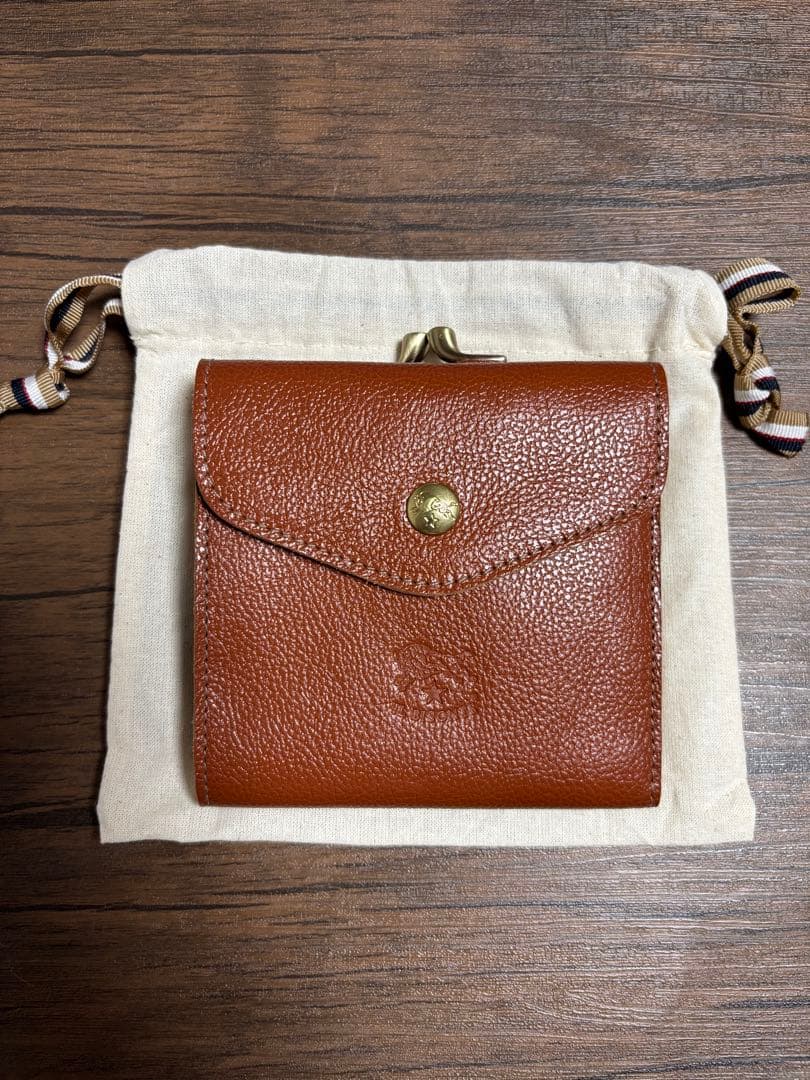 新品未使用/IL BISONTE 二つ折り財布 レンガ 保存袋付き
