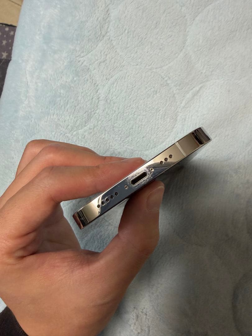 iphone13 pro シルバー 256gb