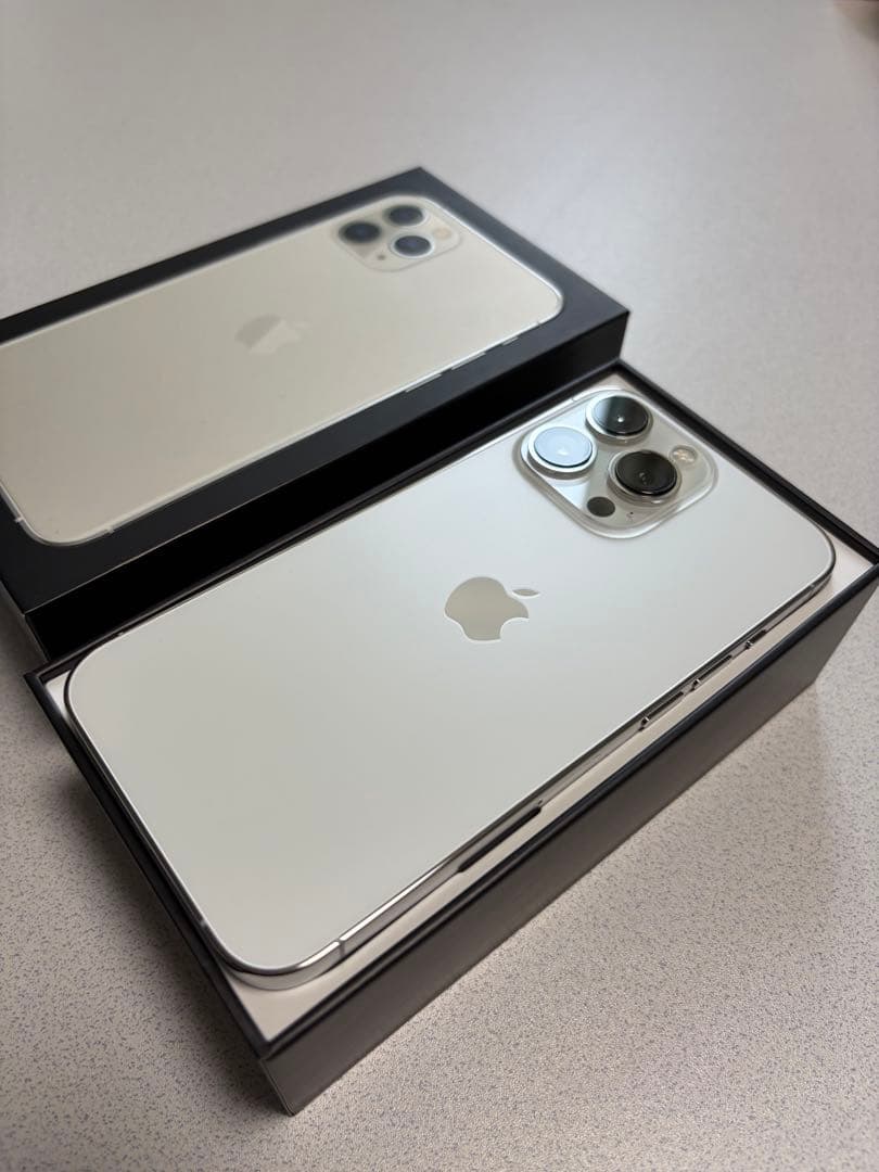 iphone13 pro シルバー 256gb