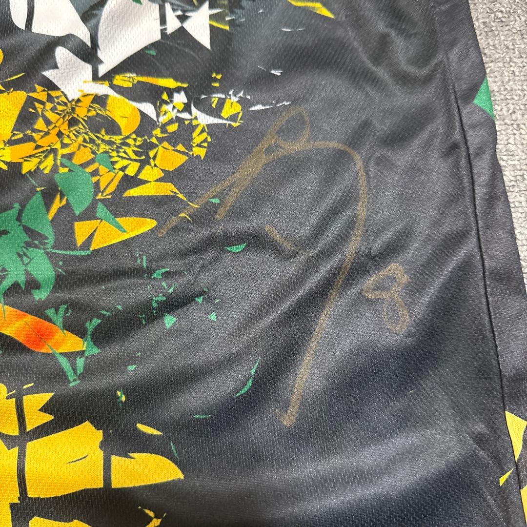 阪神タイガース佐藤輝明直筆サイン入りユニフォーム