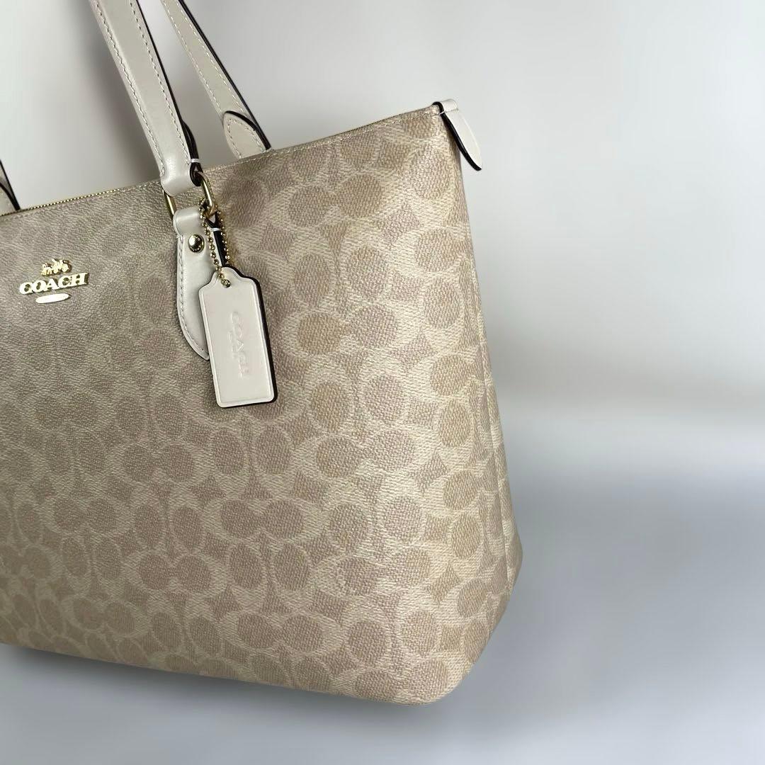 coach ⭐️ コーチ 新品タグ付き トートバッグ シグネチャー CW381