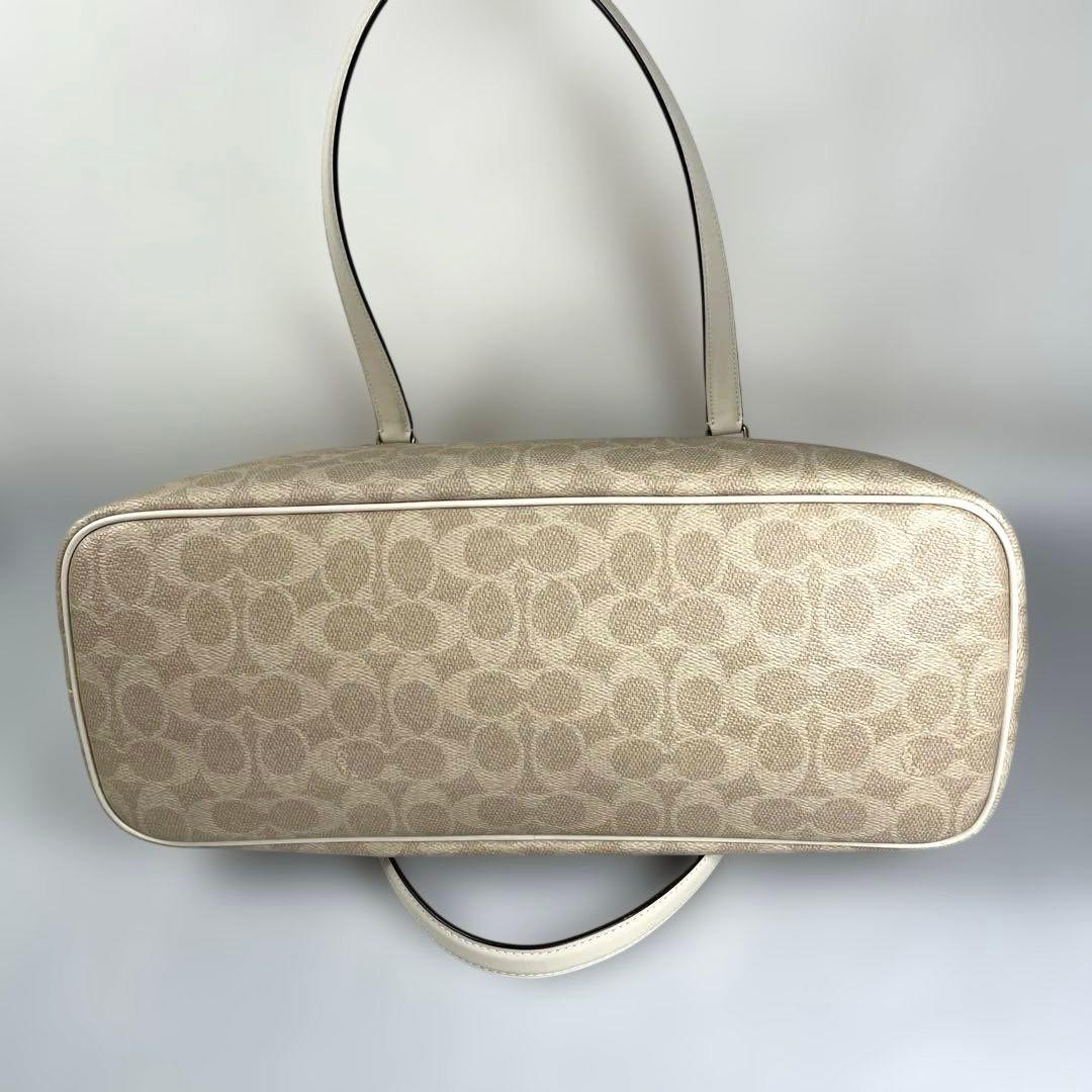 coach ⭐️ コーチ 新品タグ付き トートバッグ シグネチャー CW381