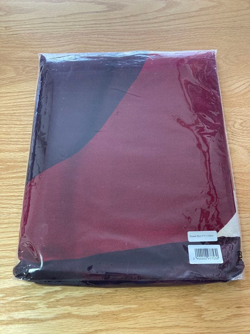 スコープ テーブルクロス　Slowpe Sliceワイン 170㎝