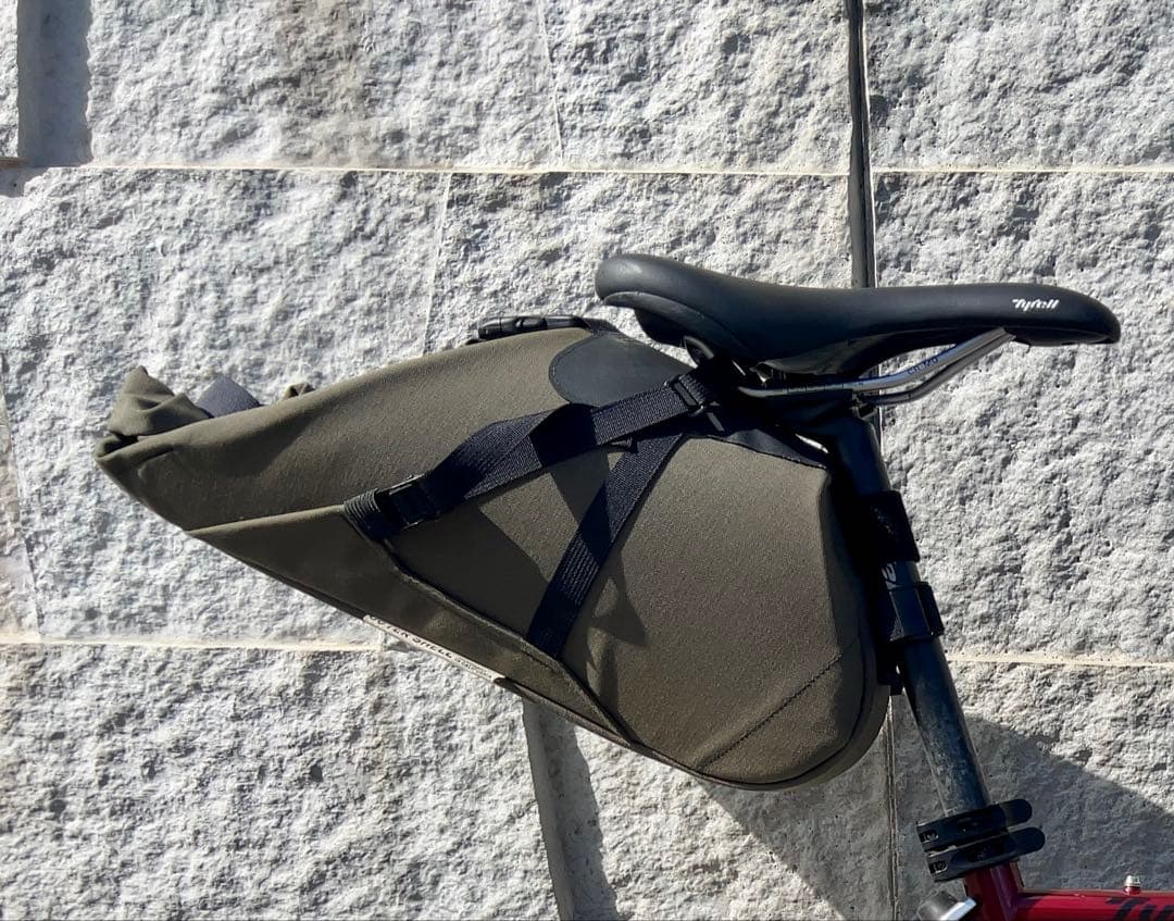 outer shell Expedition Seatpack サドルバッグ
