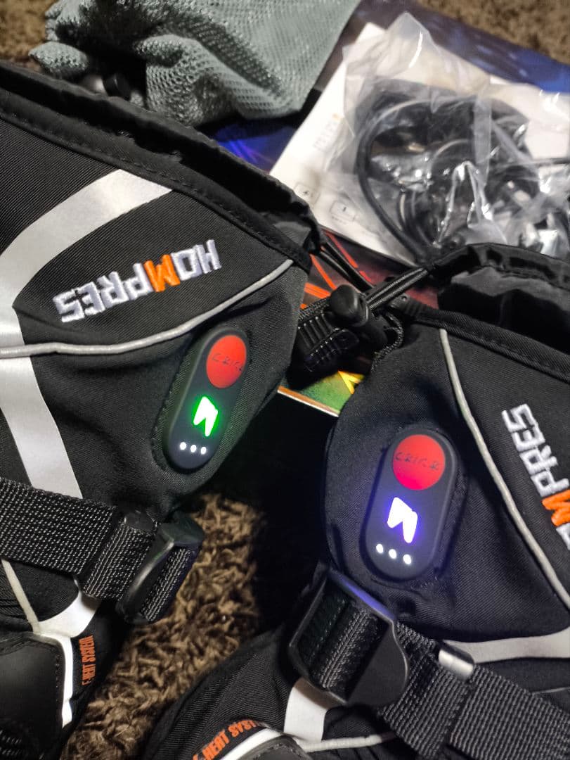 美品 HOMPRES ホンプレス 電熱グローブ S バイク ツーリング 手袋