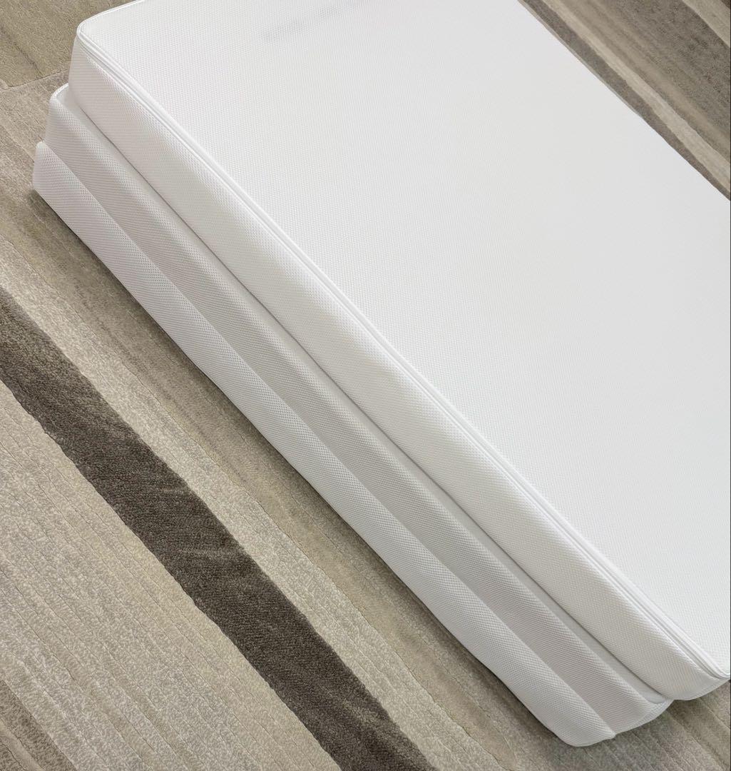 エアウィーヴ　マットレス　三つ折り