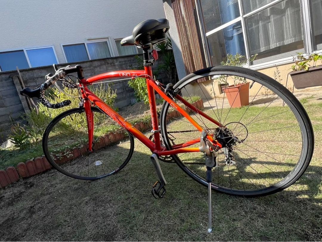 ロードバイク UNO TRINITY Plus SHIMANO シマノ製部品