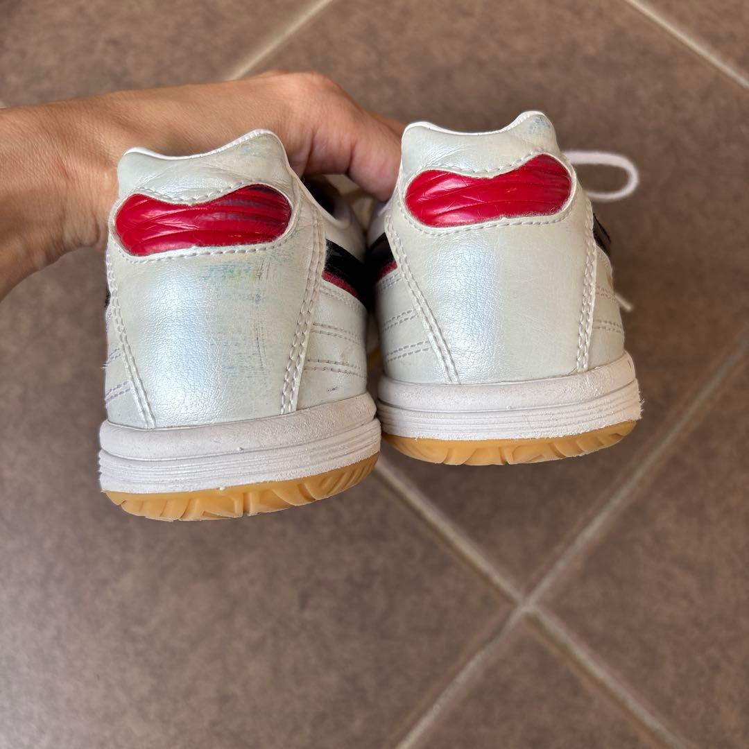 モレリア　フットサルシューズ　23.0cm