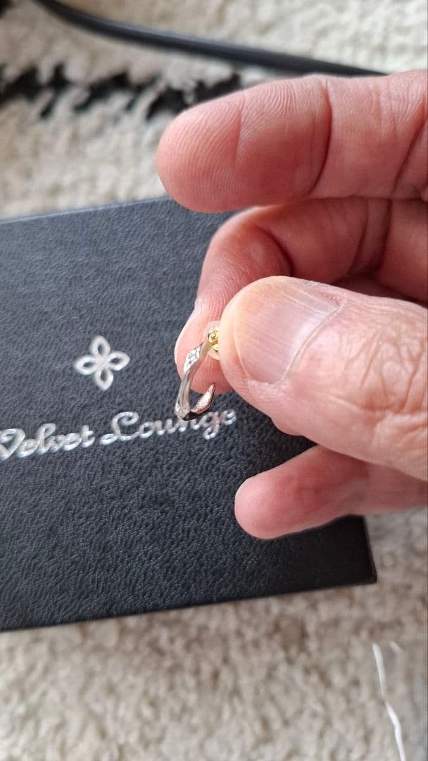 Velvet Lounge シルバーゴールドピアス 片耳用