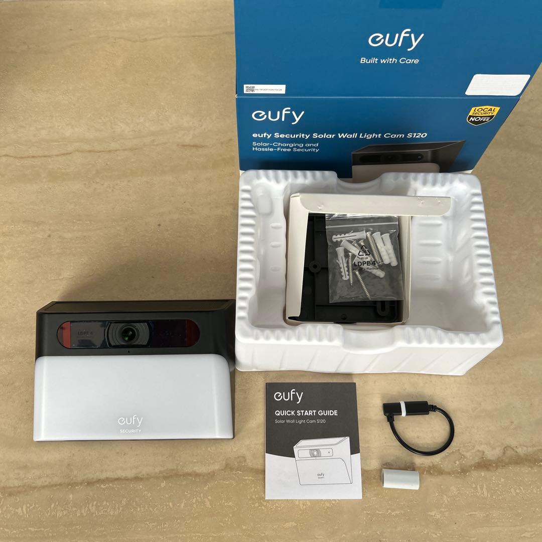 未開封 Anker eufy Solar Wall Light Cam S120