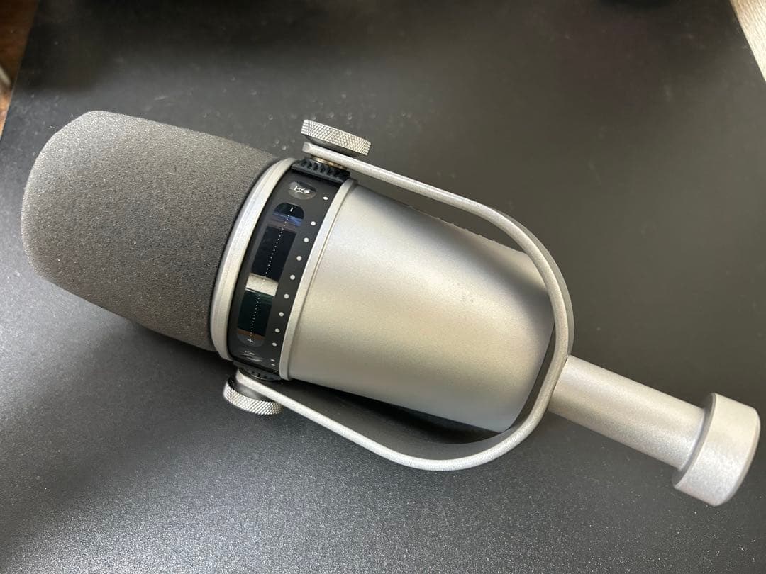 SHURE MV7 シルバー
