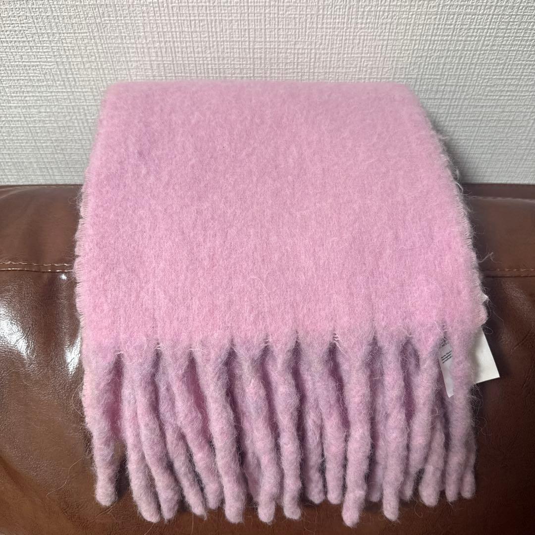 Acne Studios ロゴラベルフリンジスカーフ マフラー ピンク　中町綾