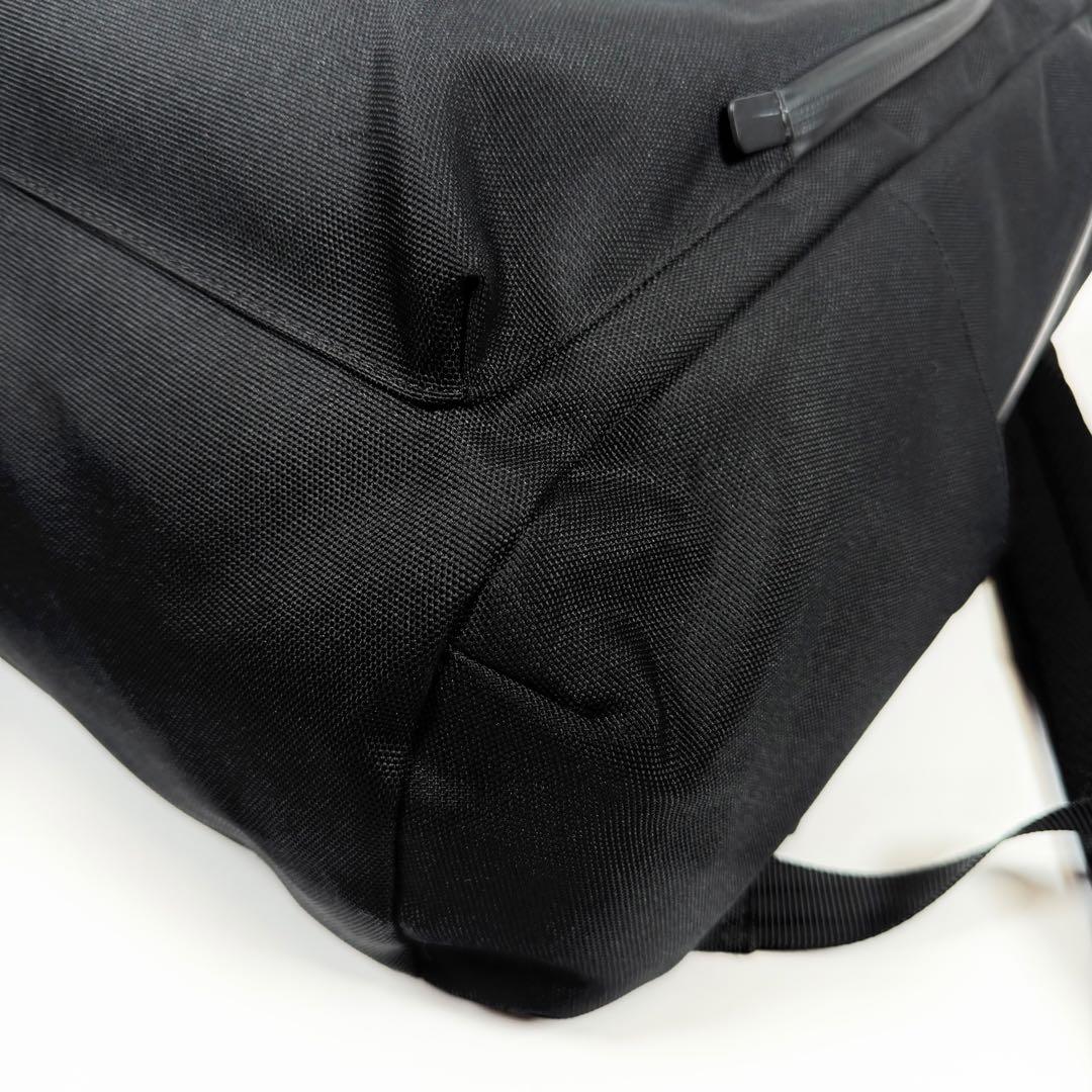 【極美品】【現行】アニエスベー　リュック　ナイロン　ブラック　メンズ　レディース