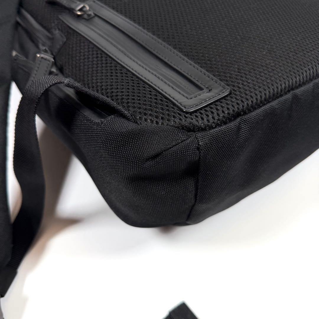 【極美品】【現行】アニエスベー　リュック　ナイロン　ブラック　メンズ　レディース