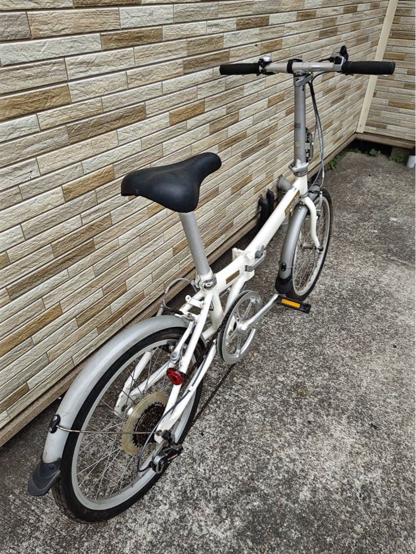 ひろ　中古 ダホン DAHON 折り畳み 20インチ 防犯登録