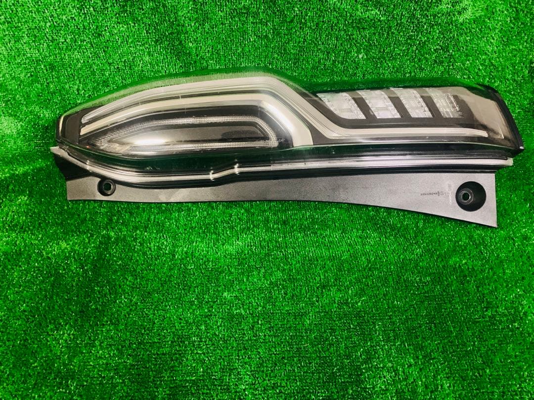 ホンダ N-BOX テールランプ 右 JF3 JF4