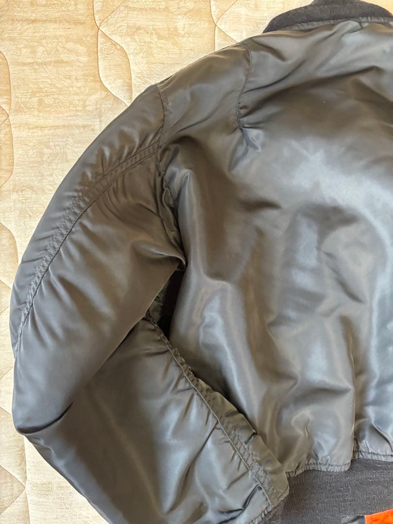 アルファインダストリーズ　MA-1 フライトジャケット　アメリカ製　USA製