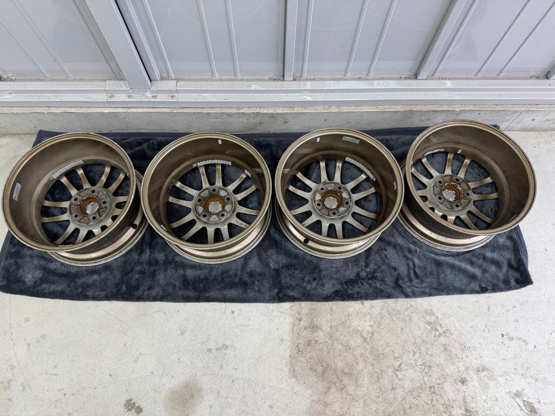 RIVAZZAリバッツァ　エンケイ16インチ 7j+50 pcd114.3 5穴