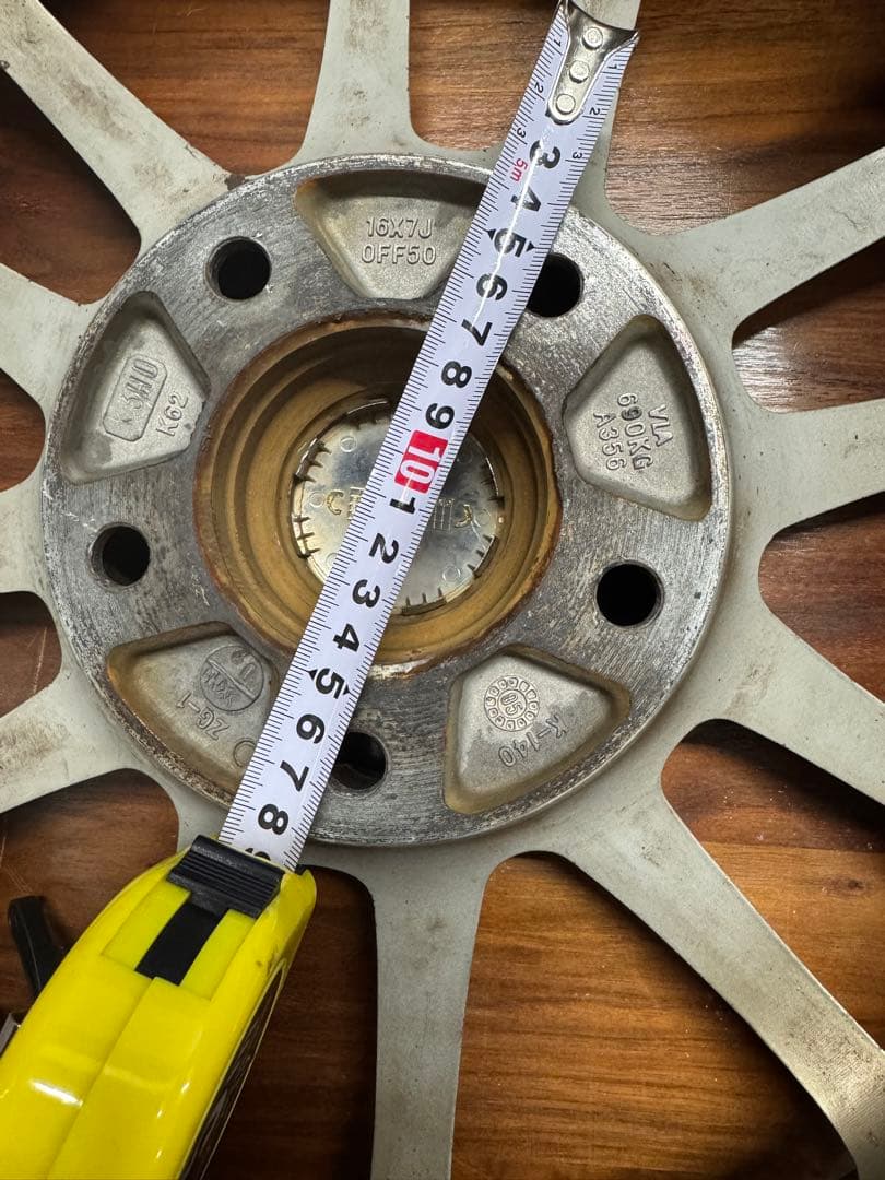 RIVAZZAリバッツァ　エンケイ16インチ 7j+50 pcd114.3 5穴