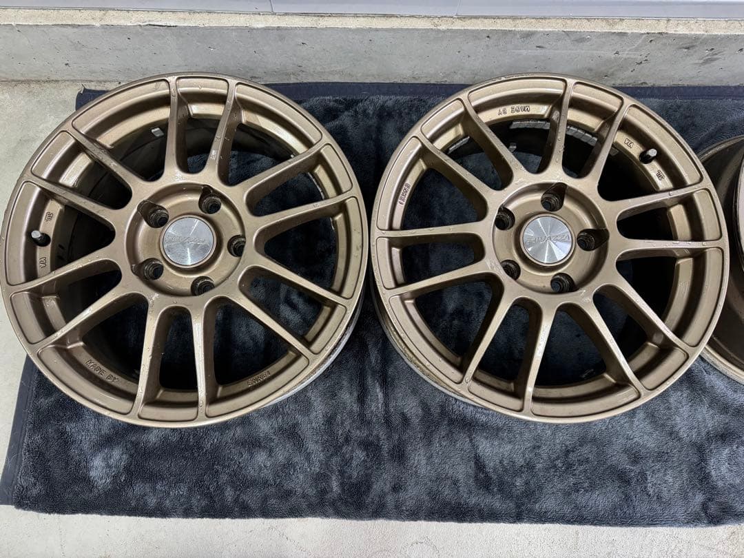 RIVAZZAリバッツァ　エンケイ16インチ 7j+50 pcd114.3 5穴