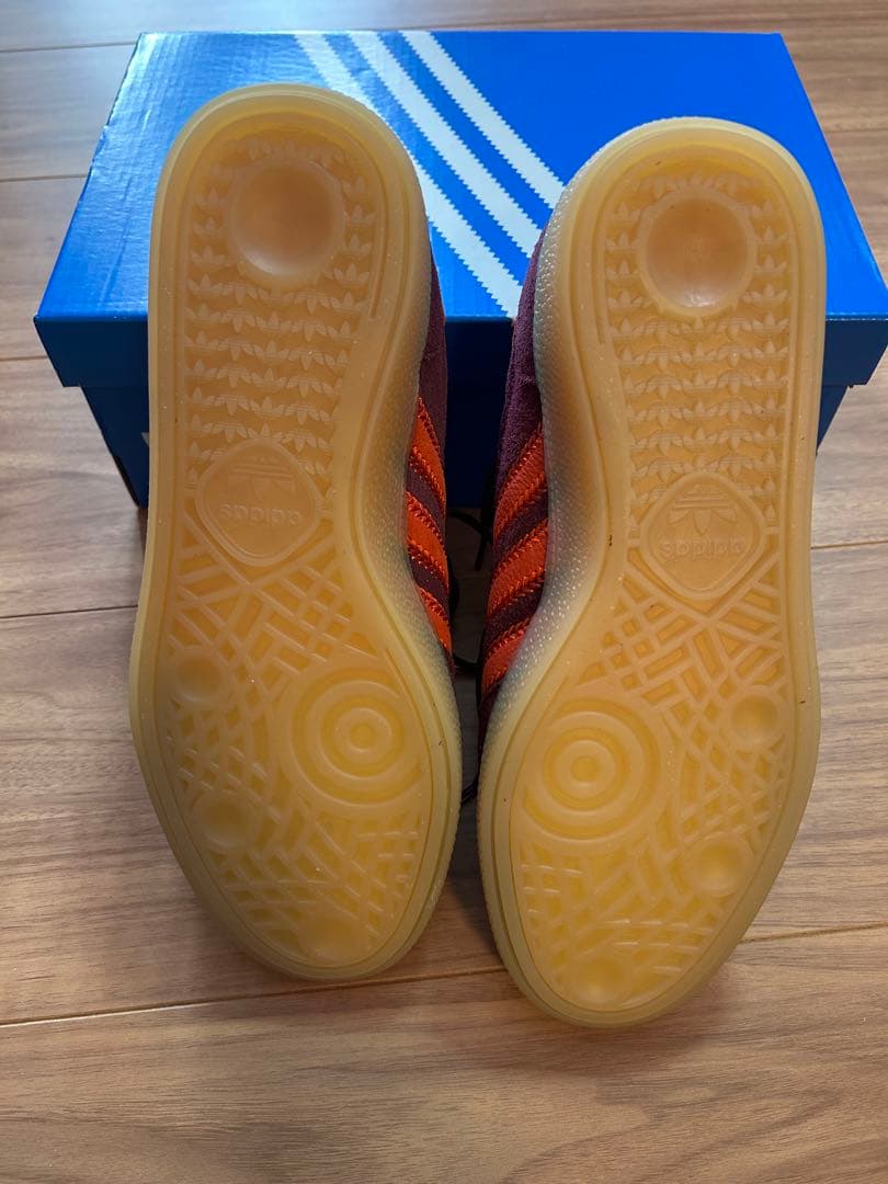 adidas スニーカー　HANDBALL SPEZIALW JR0848