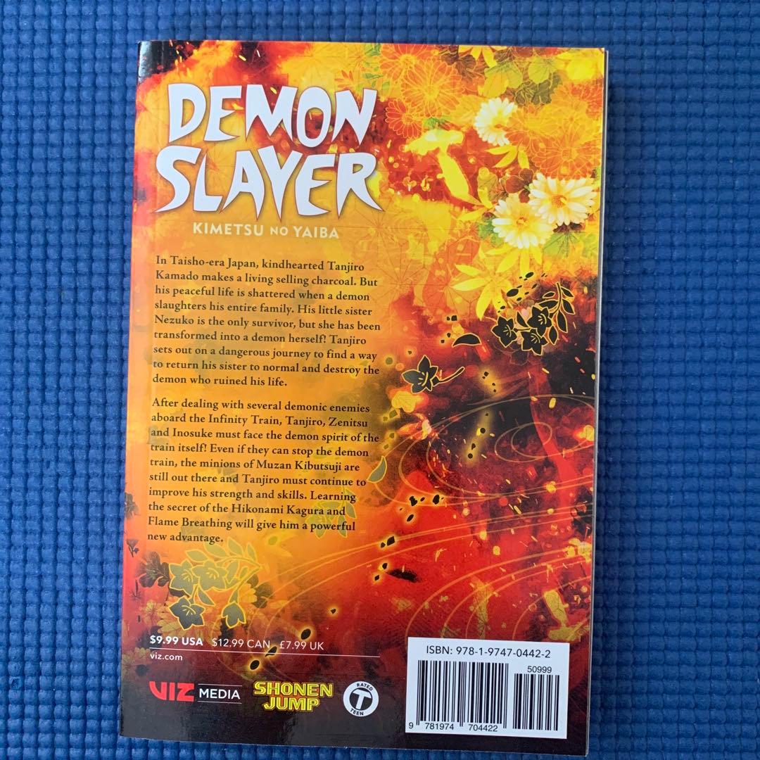 吾峠呼世晴著『鬼滅の刃』（英訳）Vol.8