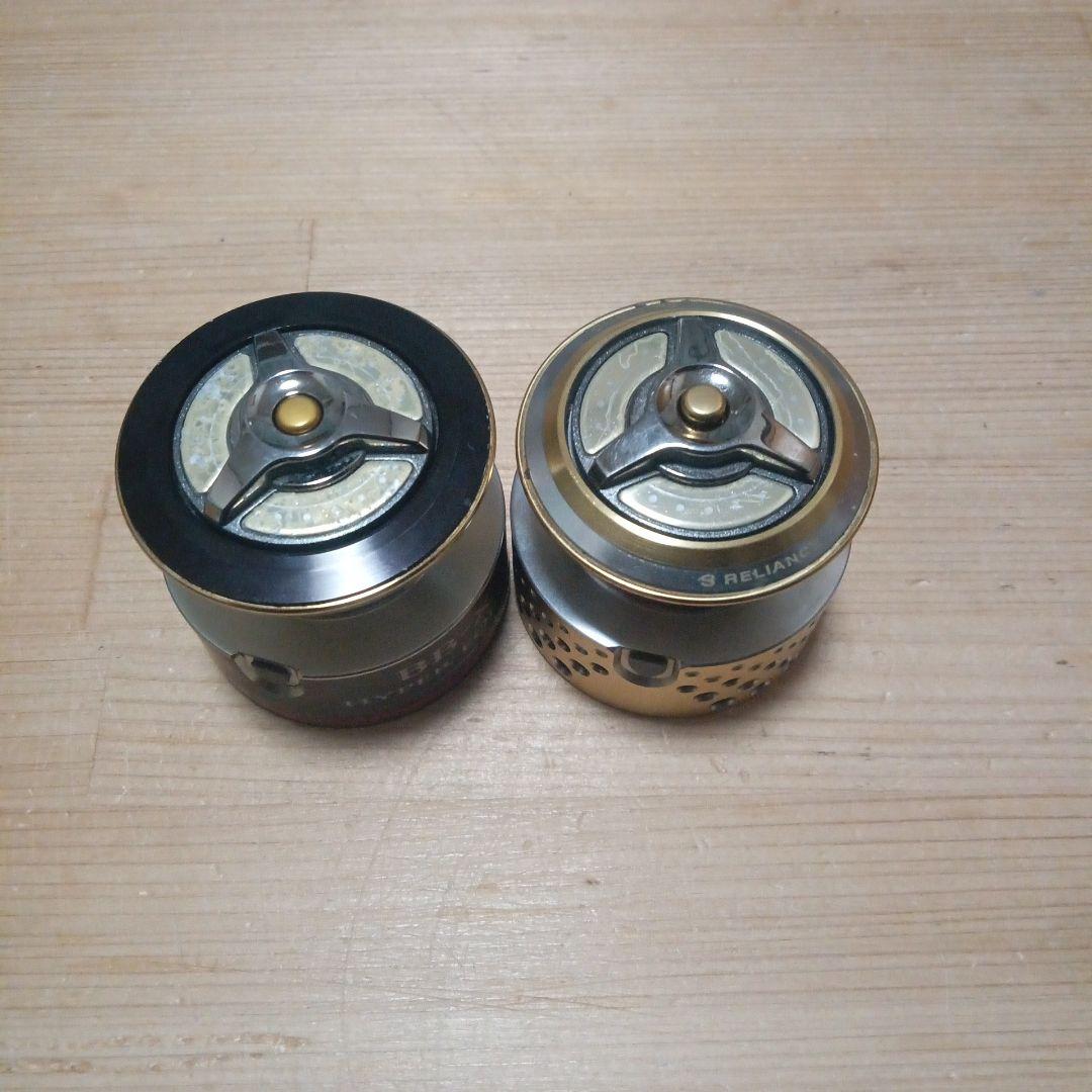 人気ブランド　シマノ　BB-X レバーブレーキリール　スプール　2点