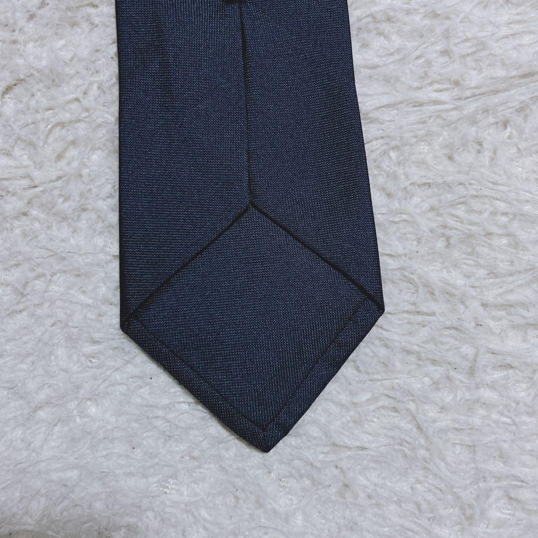 人気・完売品⭐️ルイヴィトン　ネクタイ　カラフル　ナロータイ　刺繍　シルク100%