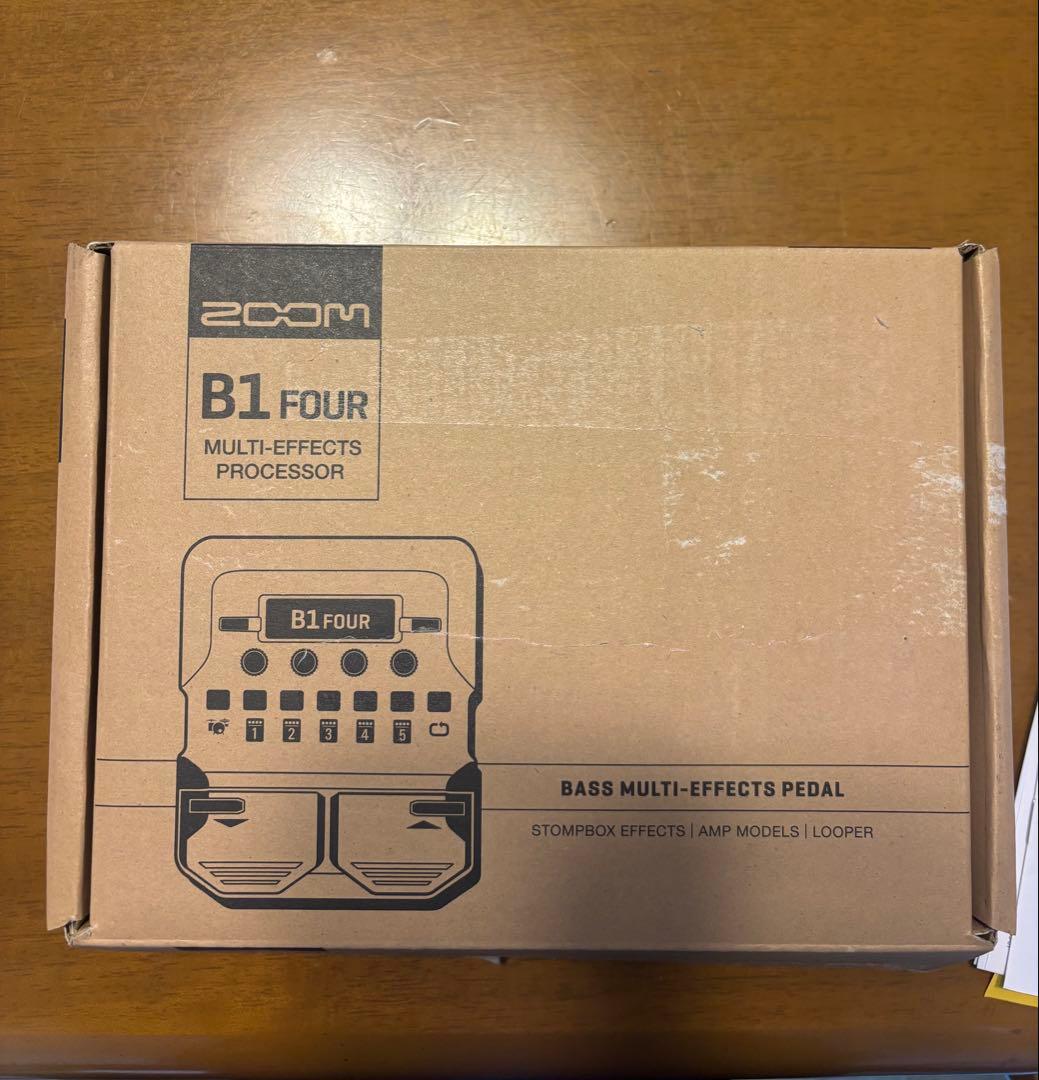 ZOOM B1 FOUR マルチエフェクトプロセッサー