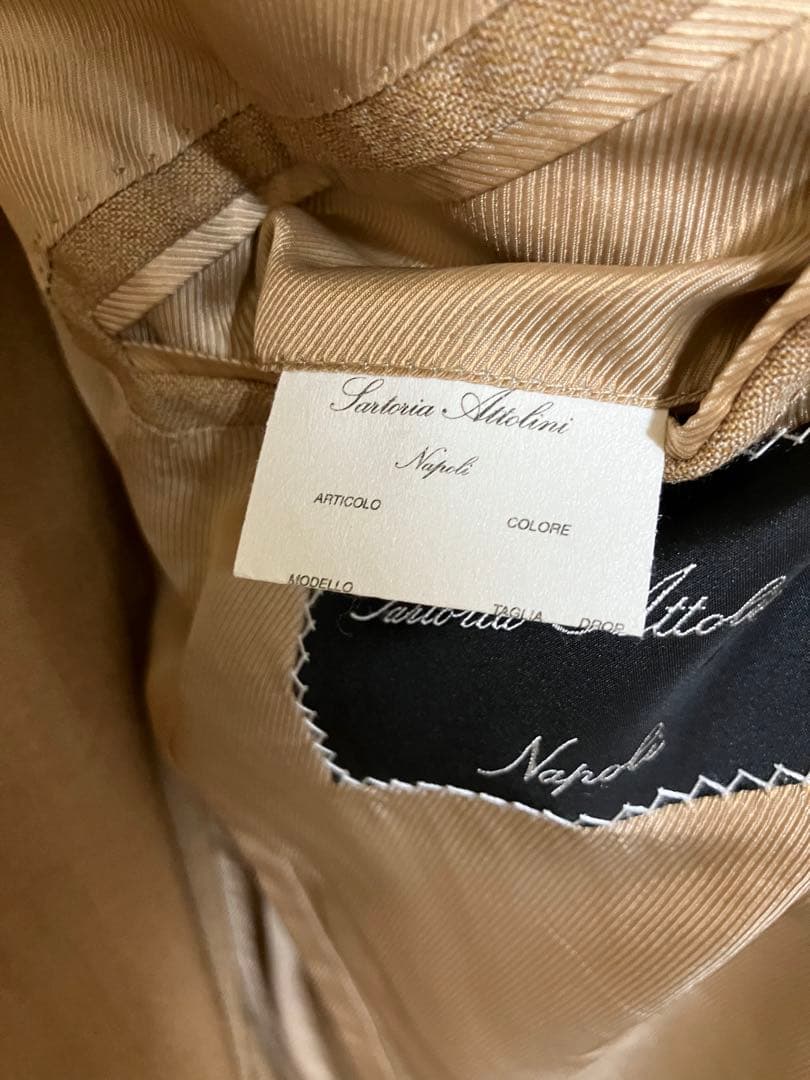 最終値下げ・美品・サルトリア アットリーニ 高級紳士服サンドベージュ柄イタリア製