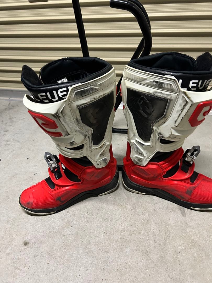 エレベイト　Xレジェンドブーツ　モトクロス　オフロードブーツ　モトクロスブーツ