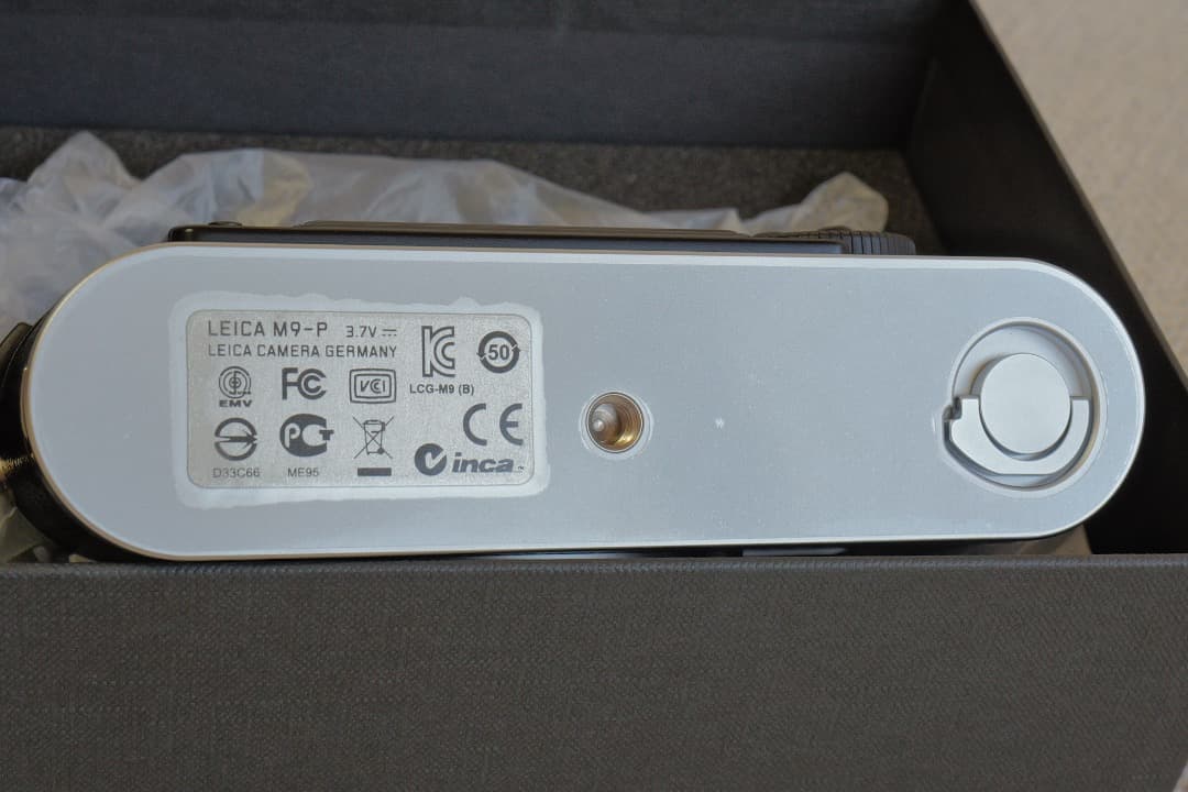 Leica M9-P シャッター3300回台 CCD ID 15 シルバー