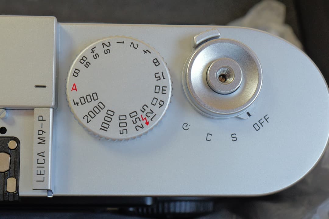 Leica M9-P シャッター3300回台 CCD ID 15 シルバー