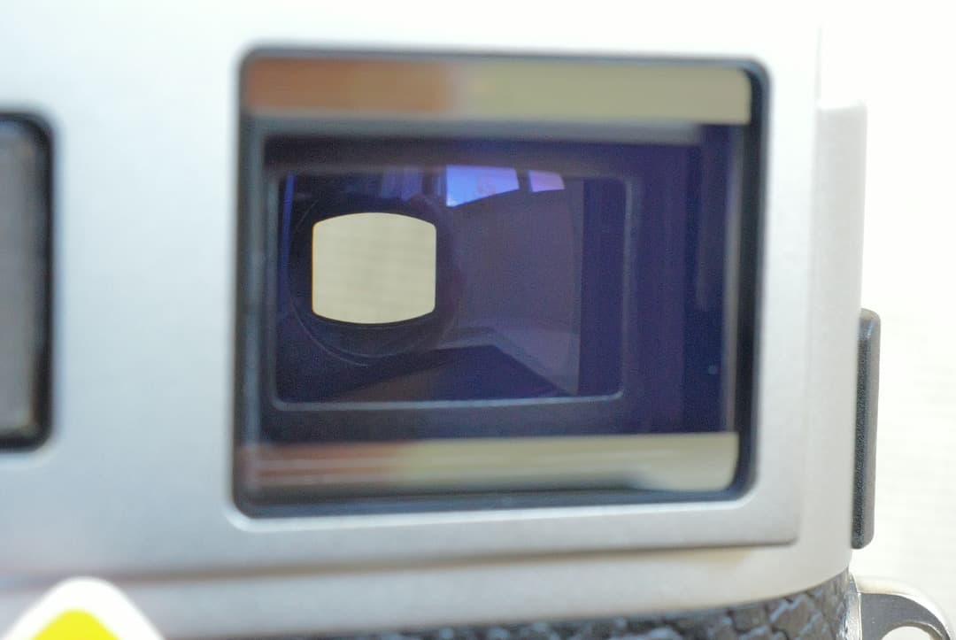 Leica M9-P シャッター3300回台 CCD ID 15 シルバー