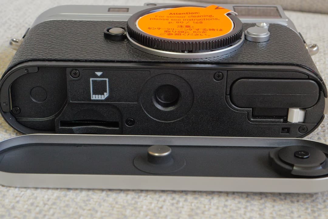 Leica M9-P シャッター3300回台 CCD ID 15 シルバー