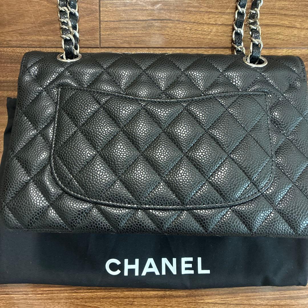 ブラック キルティング　ショルダーバッグ　ノベルティ　レアなシルバー金具