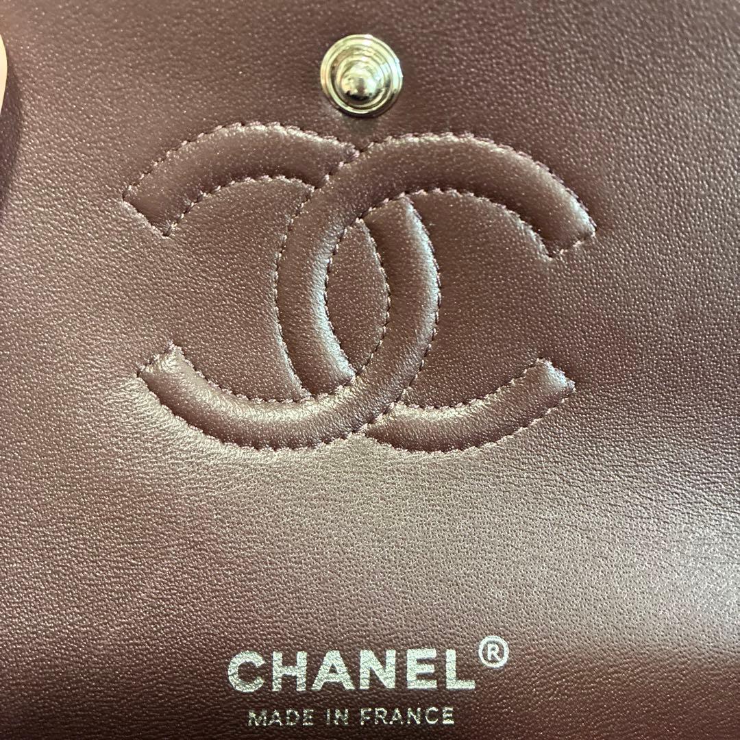 ブラック キルティング　ショルダーバッグ　ノベルティ　レアなシルバー金具