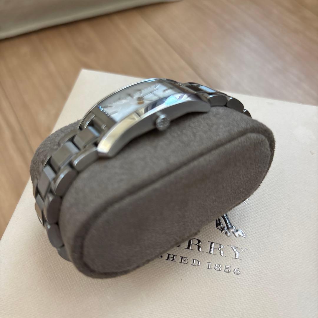 Burberry アナログ腕時計 シルバー