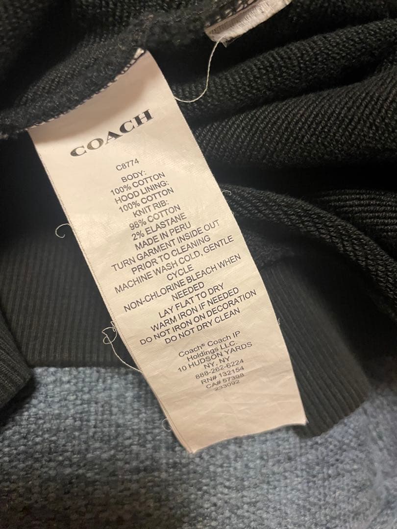 今だけ値下げしてみます。COACH ブラック パーカー ロゴプリント