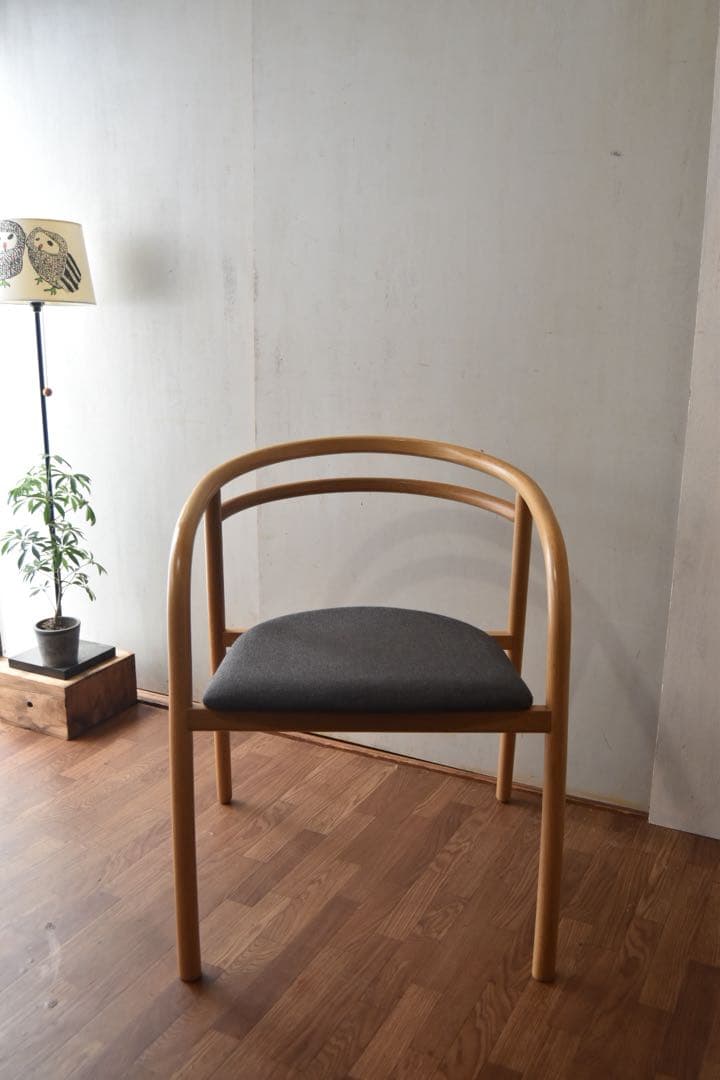 もこ Bentwood Arm chair ①